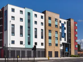 Travelodge Loughborough Central - Image 4