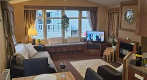 ellies caravan hire 8 berth - Image 3