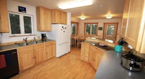 3 Bedroom Home with Amazing Views 11 mi from Denali - Image 5