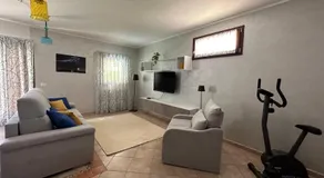 Garden House - Image 2
