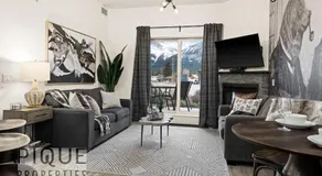 Mountain Haven Retreat, Pool & Hot Tub, UG Parking, Fitness Centre, WiFi! - Image 3
