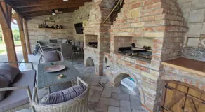 Kapitány MP Art Luxury Apartman - Image 3