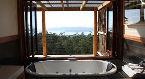 Woodbridge Hill Hideaway - Image 3