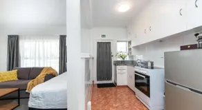 Aarangi Motel - Image 3