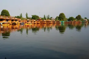Inshallah Houseboats - Image 4