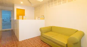 RedDoorz at EBM One Building - Image 4
