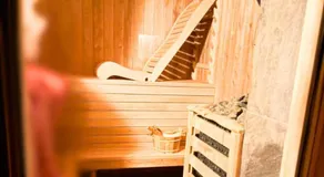 Log Cabin with Private Sauna and BBQ area in Canterbury - Image 5