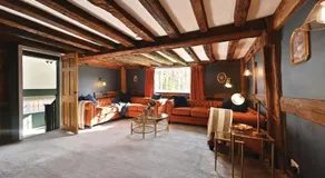 Blackham Court Farmhouse - Image 3