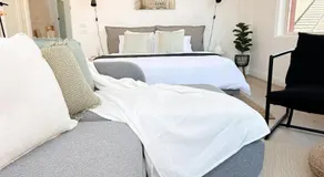 CBD Studio - Sleeps 4 - Rooftop Courtyard - Views - Image 2