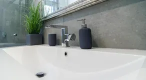 Viktoria Luxury Apartment - Image 5