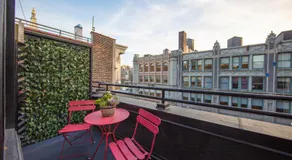 Hotel Henri NY - Image 3