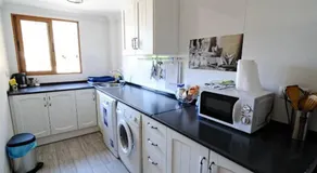 Apartment in Little Venice - Image 4