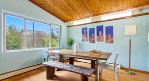 Serene MidCentury Gem 5BR Madison Park & World Cup - Image 5
