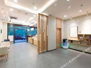 Hanting Express (Changsha Yuelu Orange Island) - Image 2