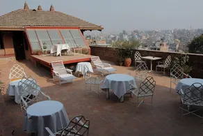 Vajra Hotel - Image 3