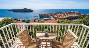 Chill Out - Old Town & Seaview Apartments - Image 2