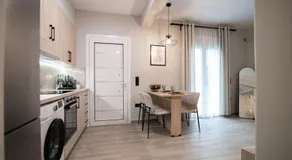 Domaris Luxury Suite - Image 3
