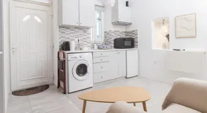 Zois Town Loft - Image 3