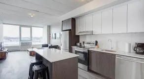 L'Equinox Modern Apartments by Corporate Stays - Image 5