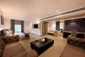 Delite Sarovar Portico Faridabad - Image 2