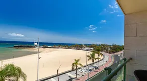 Arrecife Sands- Seafront Apartment - Sea Views - Private Underground Parking - Image 5
