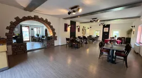 Auberge Restaurant La Roseraie - Image 5