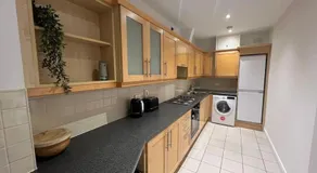 Wonderful D3 Townhouse - Image 3