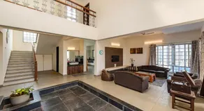Villa avec barbecue, jardin et piscine privée | Vue lac - Image 3