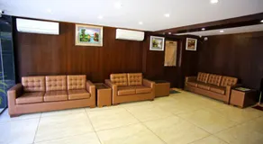 The Lounge Business Hotel - Image 4