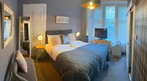 Haylie Hotel - Image 5