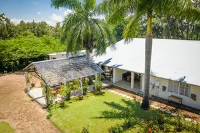 Francines Farmhouse & Venue - Image 3