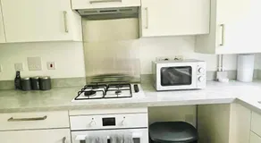Honeybee Haven Retreat - 3 Bed House - Image 5