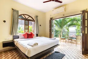 Sosa Villa - Massive 6bhk Villa with private Pool - Image 2