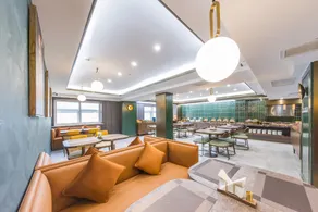 Orange Hotel Jinan Spring City Plaza - Image 4