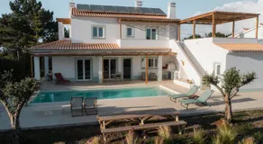 Birds of Paradise - Boutique Surf Lodge - Image 2