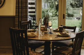 The White Lion Inn - Image 2