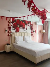 Crescent Moon Business Hotel - Image 2