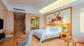 Vienna Hotel Taicang Shanghai East Road Landu Branch - Image 4