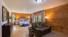 Blue Mountains Cabin - Image 2
