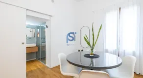Ni Ni Apartments - Self Check in - Image 5
