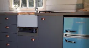 The Shepherd's Hut - Image 4
