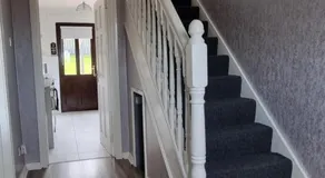 Spacious house City skyline and mountain views close too belfast centre and airports free parking - Image 3