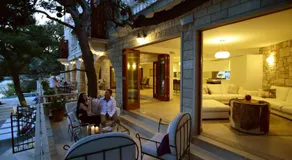 Spectacular Beachfront Brac Villa 6 Bedrooms Villa Selca Violet - Image 5