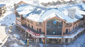 Deli Holiday Hotel - Image 4
