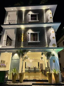 La Antilia Luxury - TIE - Image 3