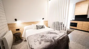 Apartamentos Mk77 León - LaHoz - Image 2