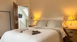 Silsoe Cottage B&B - Woodland View Room - Image 2