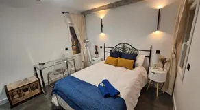 Cozy private room with shower #1 - Image 2
