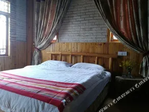 Dragon Hill Scenic Hotel - Image 4