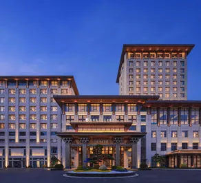 Grand New Century Hotel Linan Hangzhou - Image 3